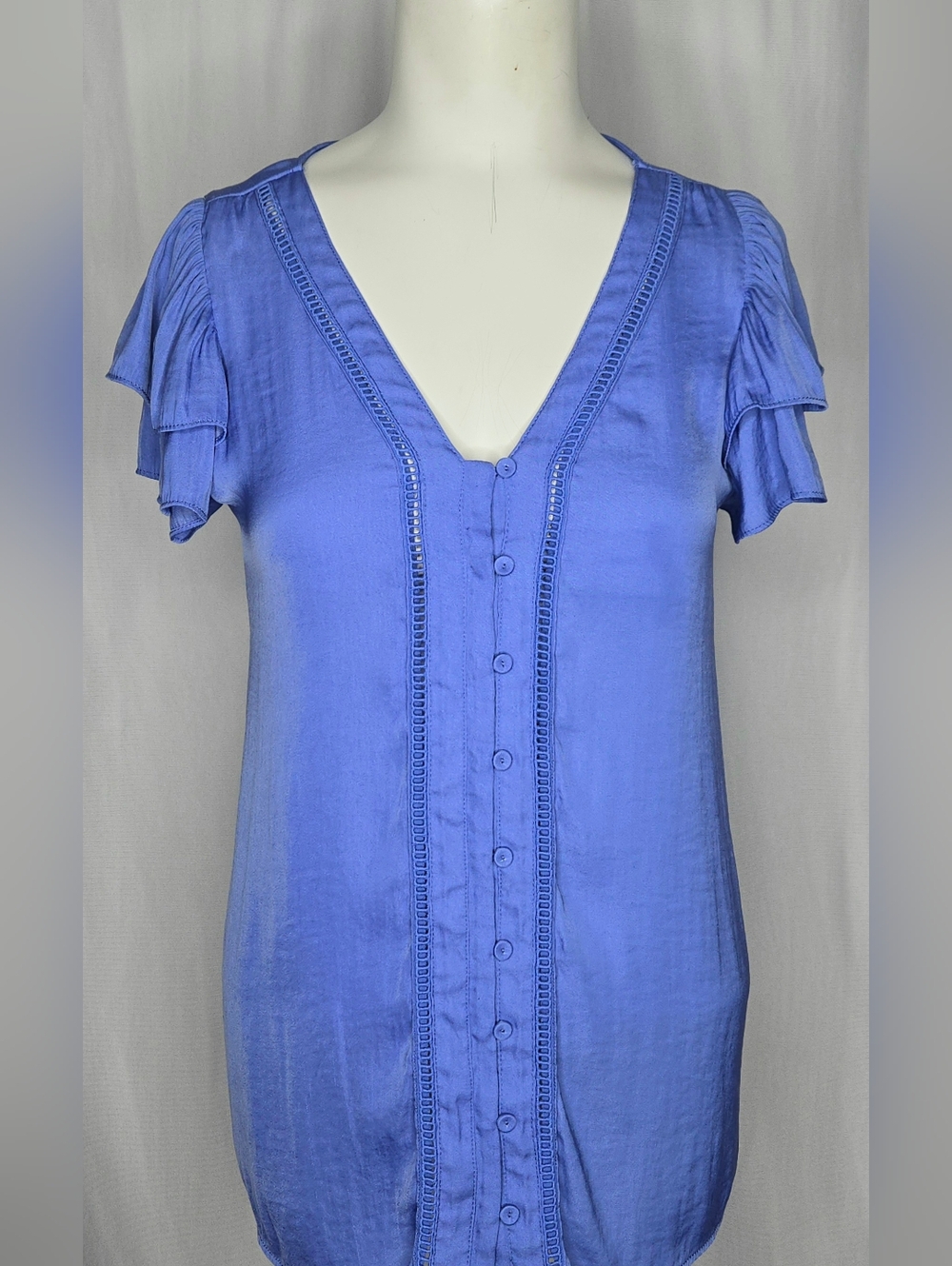 Joie Periwinkle Blue Satin V-Neck Button Front Ruffle Sleeve Blouse M NWOT